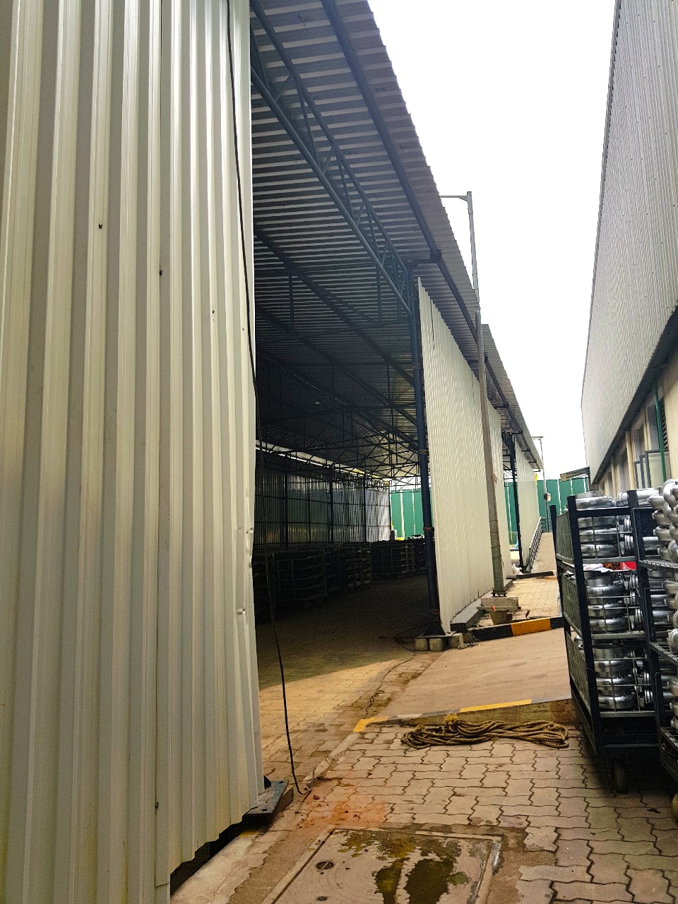 Temporary Sheds vs. Permanent Warehouses: What’s Right for You?